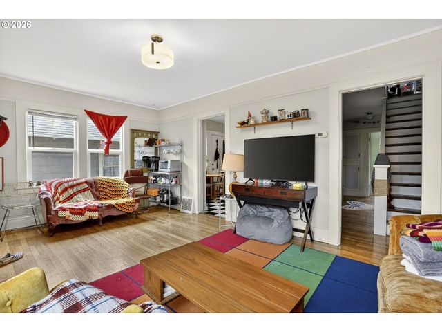 -1 Ne PRESCOTT St, Portland, OR 97211