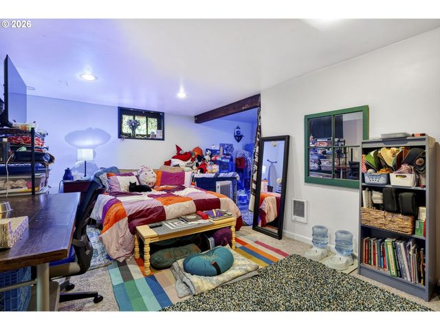 -1 Ne PRESCOTT St, Portland, OR 97211