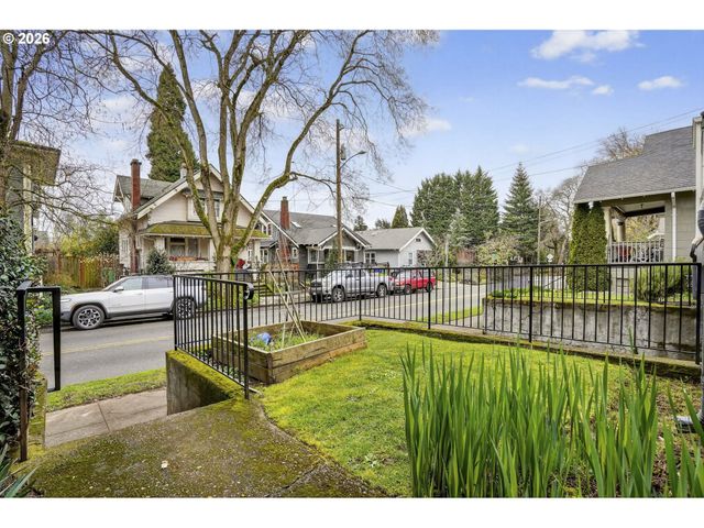 -1 Ne PRESCOTT St, Portland, OR 97211