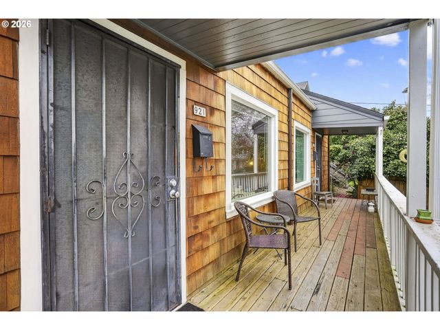 -1 Ne PRESCOTT St, Portland, OR 97211