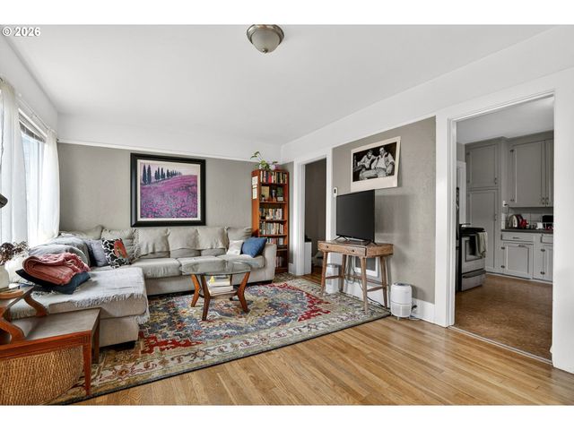 -1 Ne PRESCOTT St, Portland, OR 97211