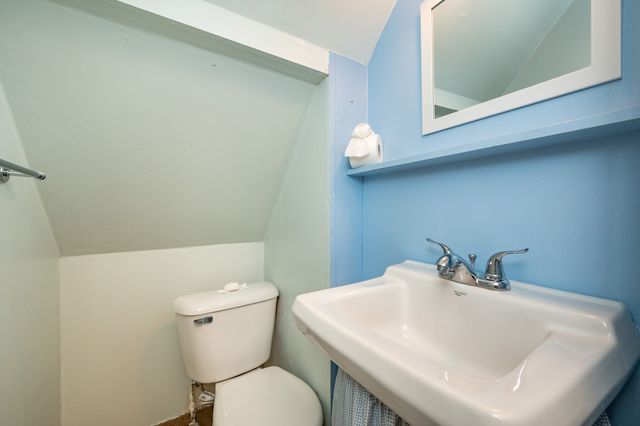 3215 44th Street, Des Moines, IA 50310