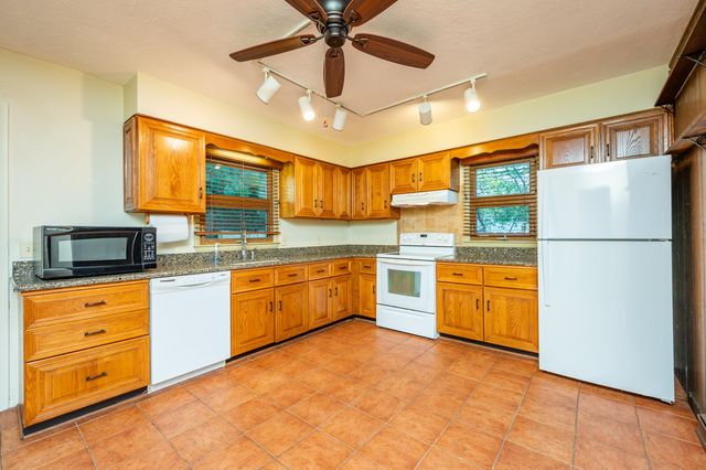 3215 44th Street, Des Moines, IA 50310