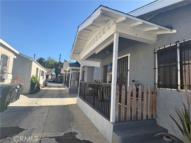 625 W 57th, Los Angeles, CA 90037