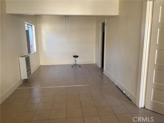 625 W 57th, Los Angeles, CA 90037