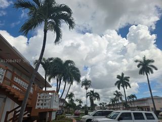 900 SW 11th Ave 7C, Hallandale Beach, FL 33009