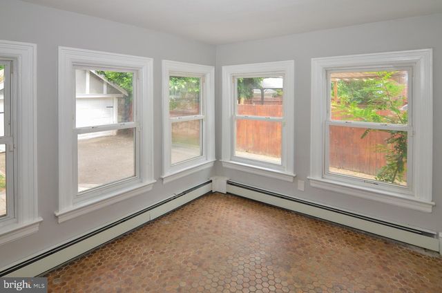 114 SCHOOL LN, Trenton, NJ 08618