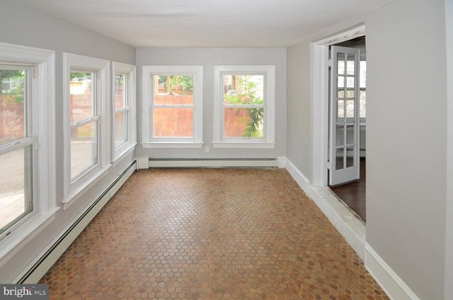 114 SCHOOL LN, Trenton, NJ 08618