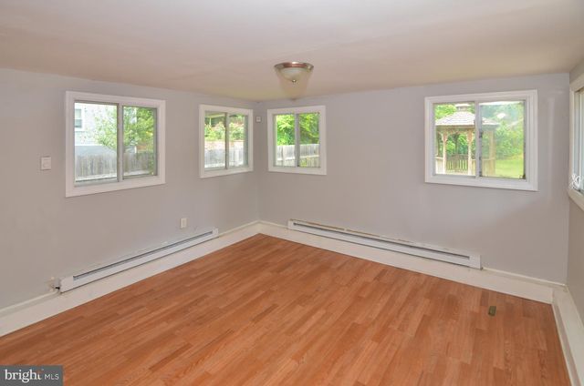 114 SCHOOL LN, Trenton, NJ 08618