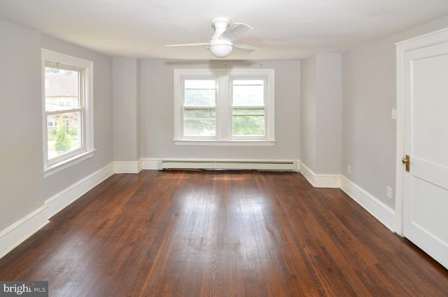 114 SCHOOL LN, Trenton, NJ 08618