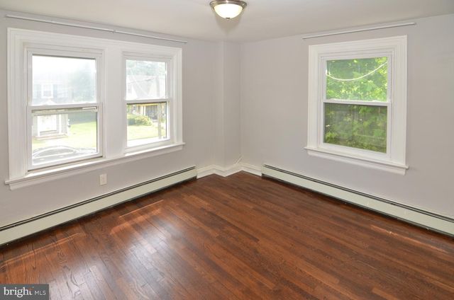 114 SCHOOL LN, Trenton, NJ 08618