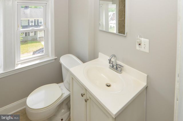 114 SCHOOL LN, Trenton, NJ 08618