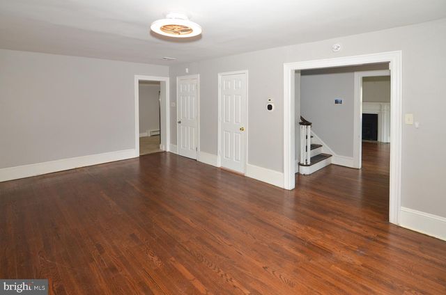 114 SCHOOL LN, Trenton, NJ 08618