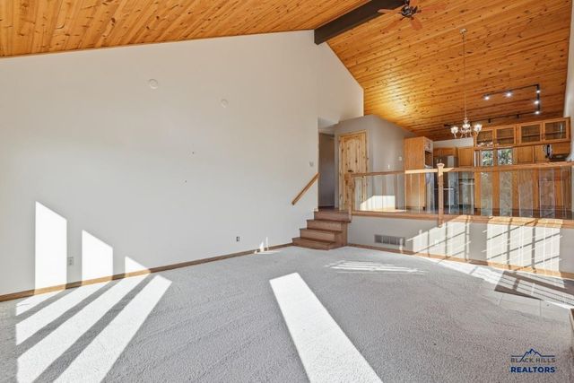 1005 PENNY LN, Rapid City, SD 57702