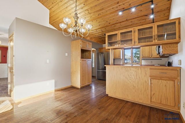 1005 PENNY LN, Rapid City, SD 57702