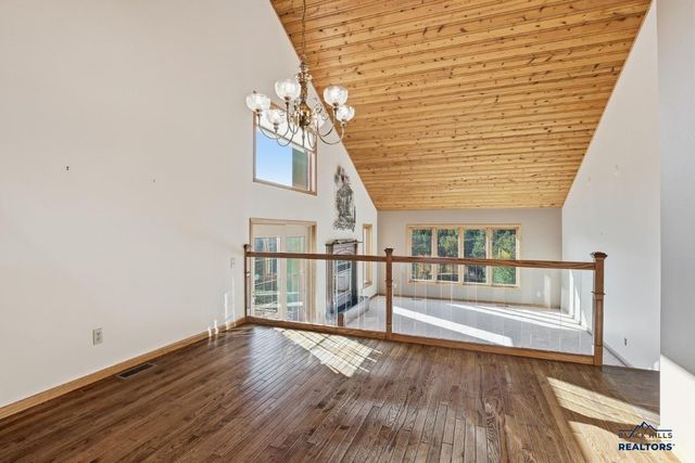 1005 PENNY LN, Rapid City, SD 57702