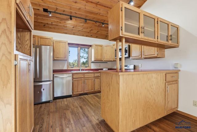 1005 PENNY LN, Rapid City, SD 57702