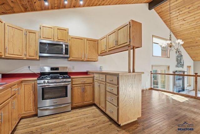 1005 PENNY LN, Rapid City, SD 57702