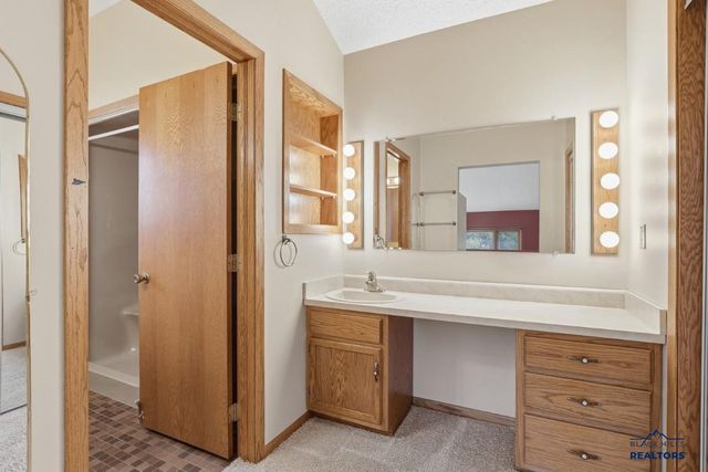 1005 PENNY LN, Rapid City, SD 57702