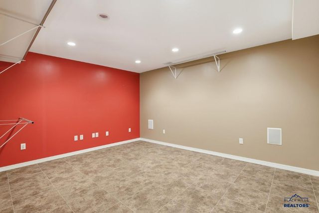 1005 PENNY LN, Rapid City, SD 57702