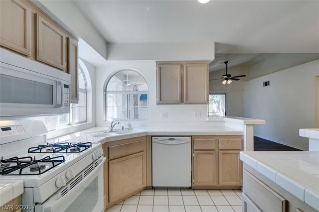 2251 Wigwam Parkway 1121, Henderson, NV 89074