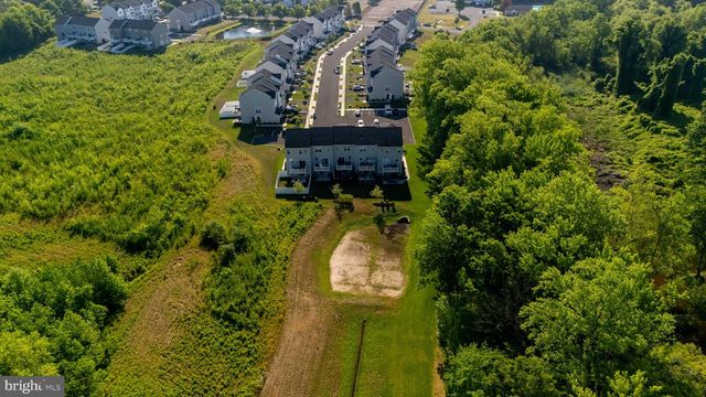 93 AVIARY RD, West Deptford, NJ 08086