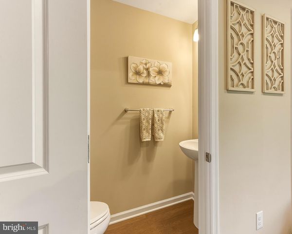 93 AVIARY RD, West Deptford, NJ 08086