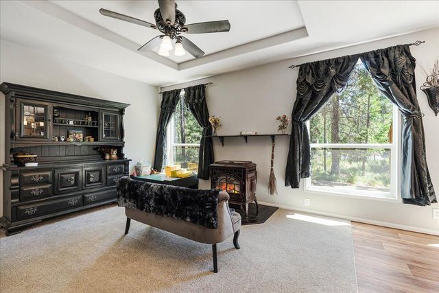 56252 Comet Drive, Bend, OR 97707