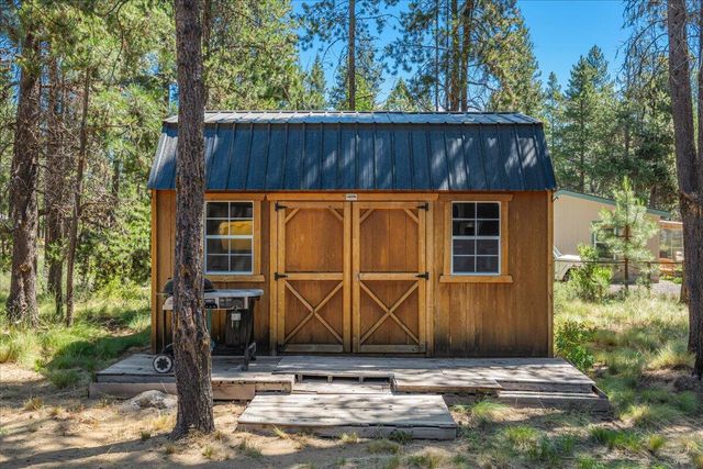 56252 Comet Drive, Bend, OR 97707