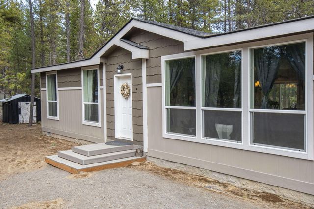 56252 Comet Drive, Bend, OR 97707