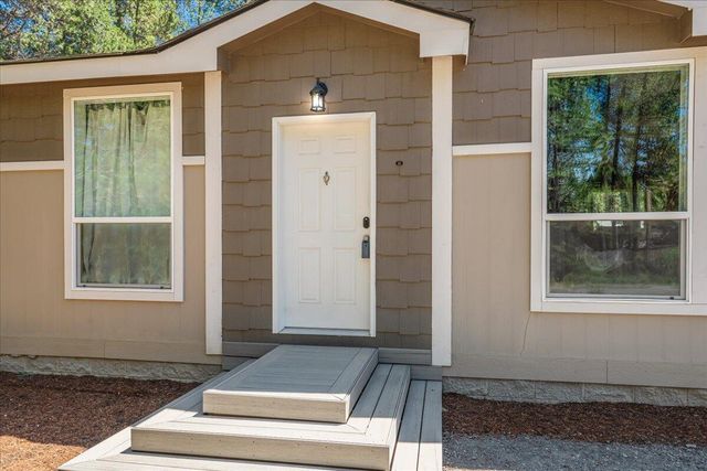 56252 Comet Drive, Bend, OR 97707