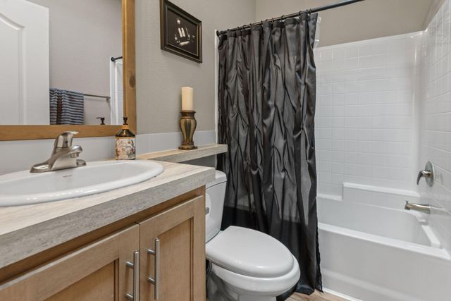 56252 Comet Drive, Bend, OR 97707