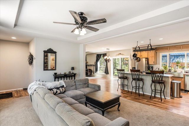 56252 Comet Drive, Bend, OR 97707