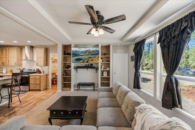 56252 Comet Drive, Bend, OR 97707