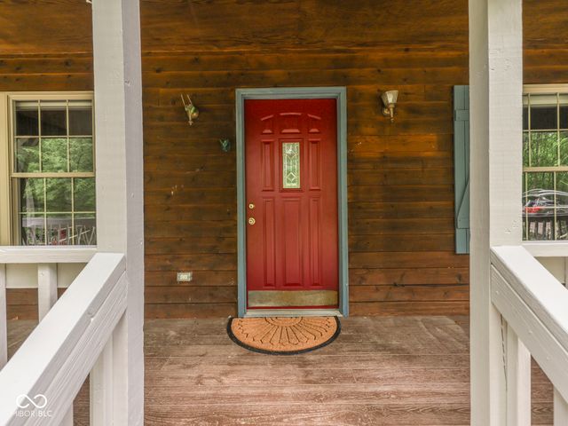 6477 Black Bear Drive, Nineveh, IN 46164