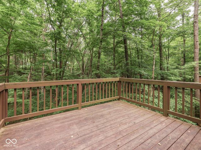 6477 Black Bear Drive, Nineveh, IN 46164