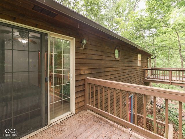 6477 Black Bear Drive, Nineveh, IN 46164