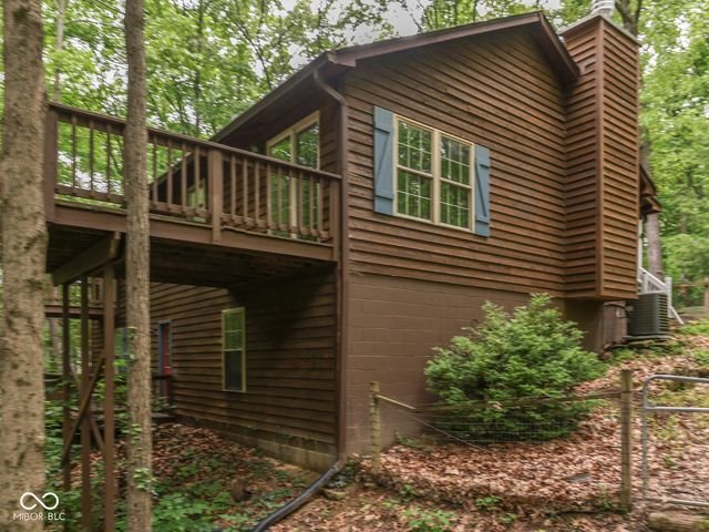 6477 Black Bear Drive, Nineveh, IN 46164