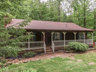 6477 Black Bear Drive, Nineveh, IN 46164