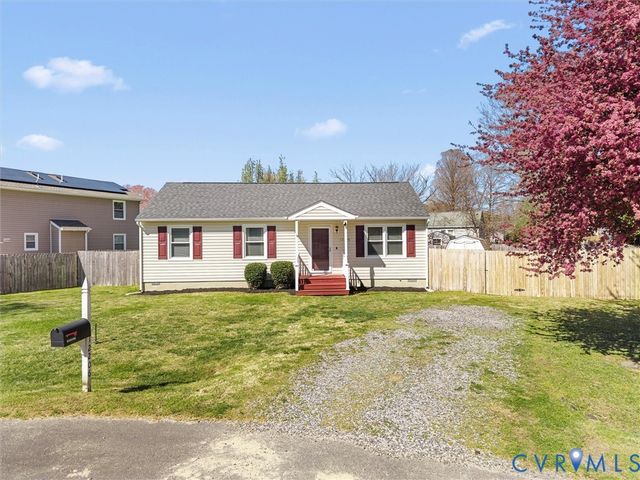 12206 Timber Trail Dr, Midlothian, VA 23112