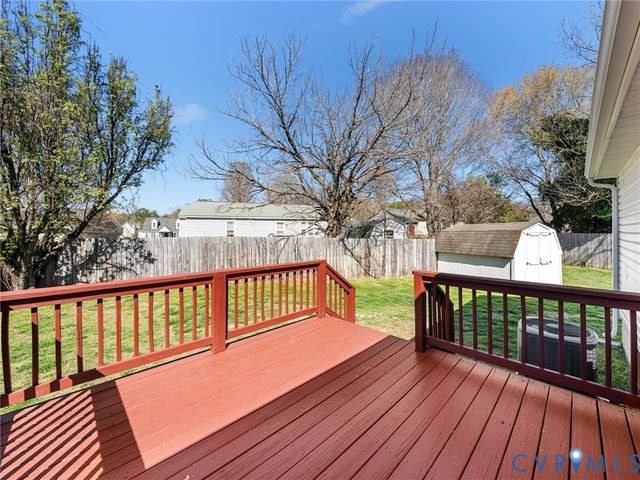 12206 Timber Trail Dr, Midlothian, VA 23112