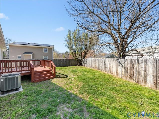 12206 Timber Trail Dr, Midlothian, VA 23112