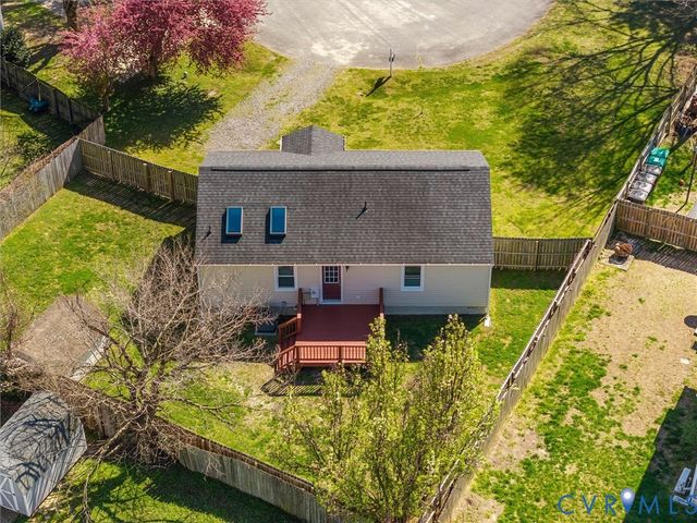 12206 Timber Trail Dr, Midlothian, VA 23112