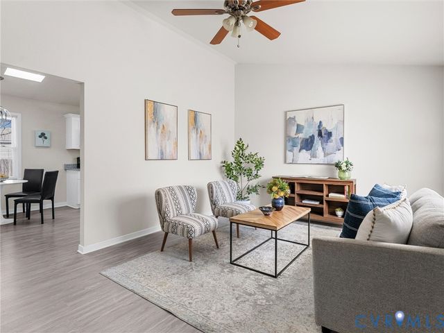 12206 Timber Trail Dr, Midlothian, VA 23112