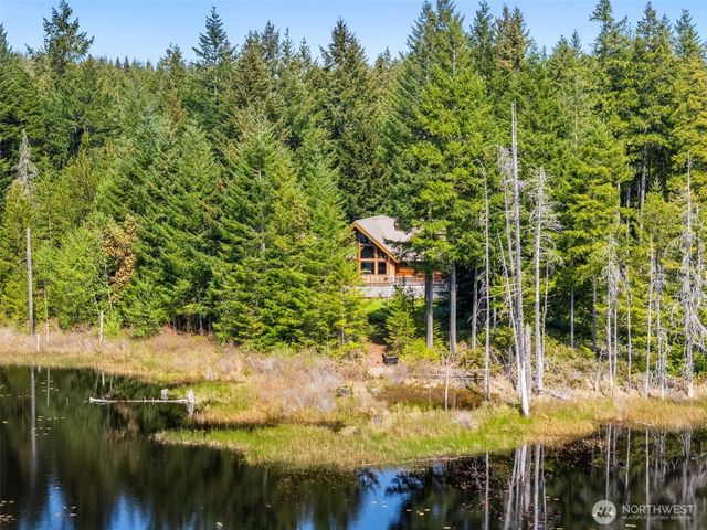 12800 Bear Track Lane, Port Orchard, WA 98367