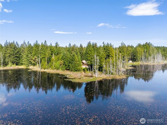 12800 Bear Track Lane, Port Orchard, WA 98367