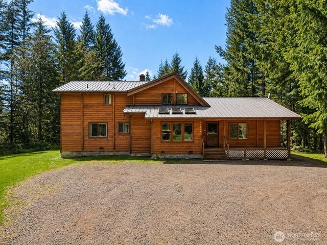 12800 Bear Track Lane, Port Orchard, WA 98367