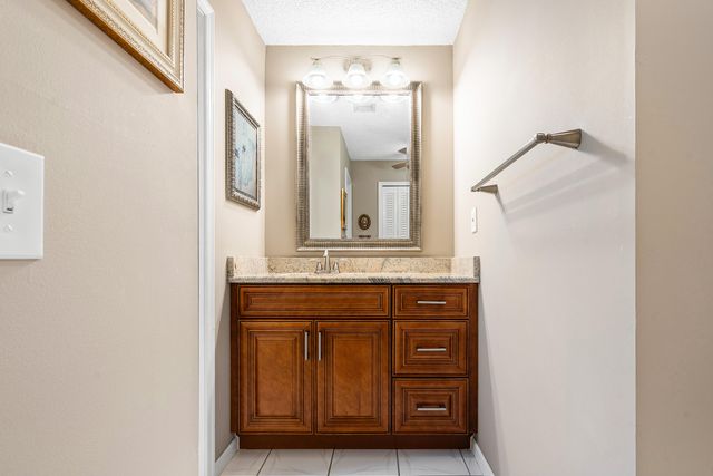 4903 EQUESTRIAN Circle A, Boynton Beach, FL 33436