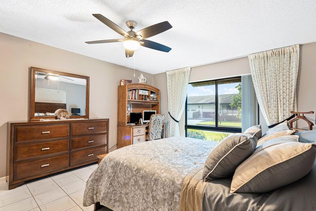 4903 EQUESTRIAN Circle A, Boynton Beach, FL 33436