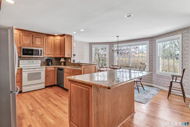 364 Beach Road, Fairfield, CT 06824